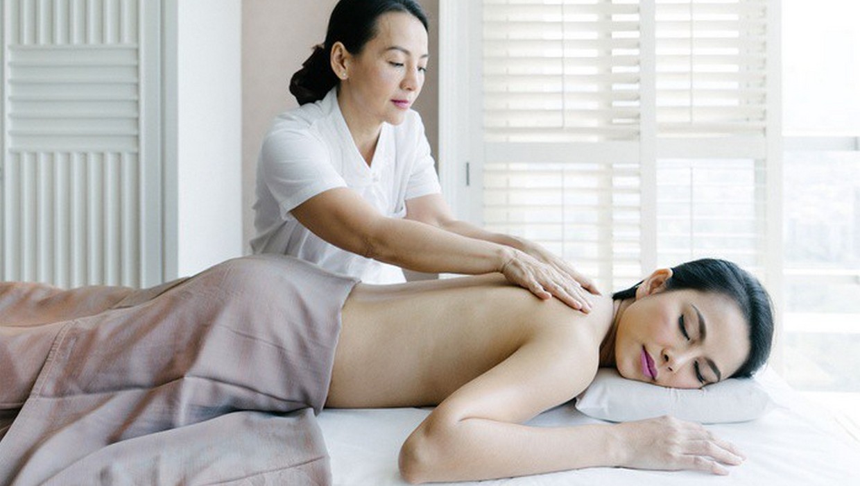 best Luxury massage center in Al Qusais